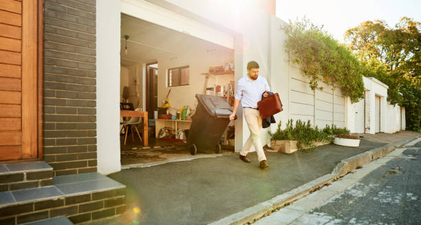 Best Electronics Removal Services  in Leslie, MI