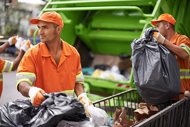 Best Construction Debris Removal  in Leslie, MI